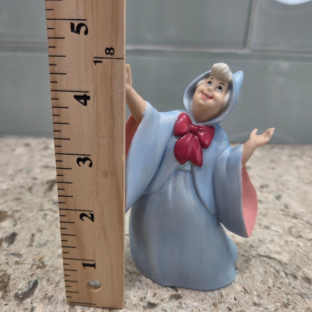 Disney Cinderella Fairy Godmother Porcelain Figurine Blue Red Bow 4.5 Inch - Picture 5 of 8